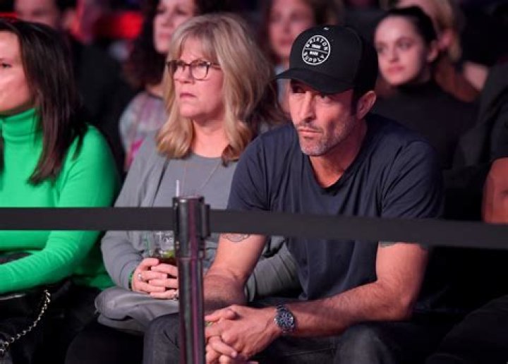 Exploring The Marital Status Of Alex O'Loughlin