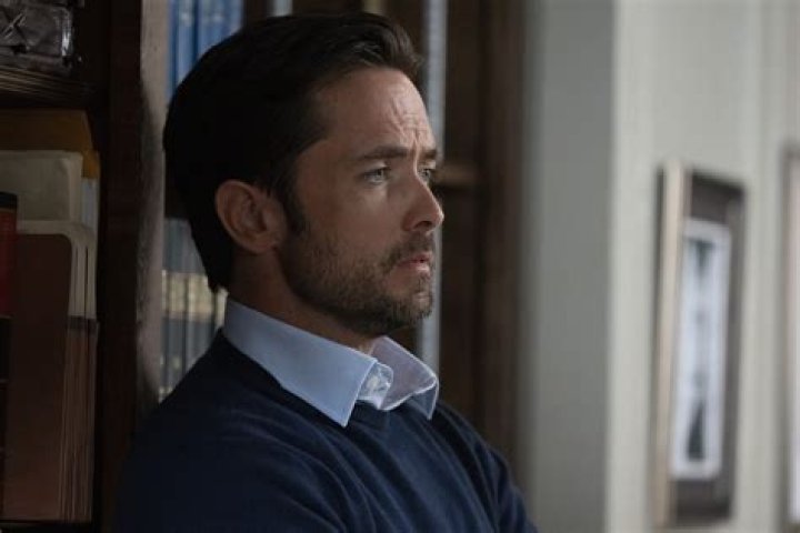 Justin Chatwin's Marital Status: Uncovered!