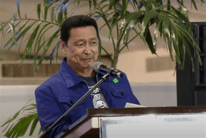 Lito Lapid: The Height Of A Filipino Icon In Feet